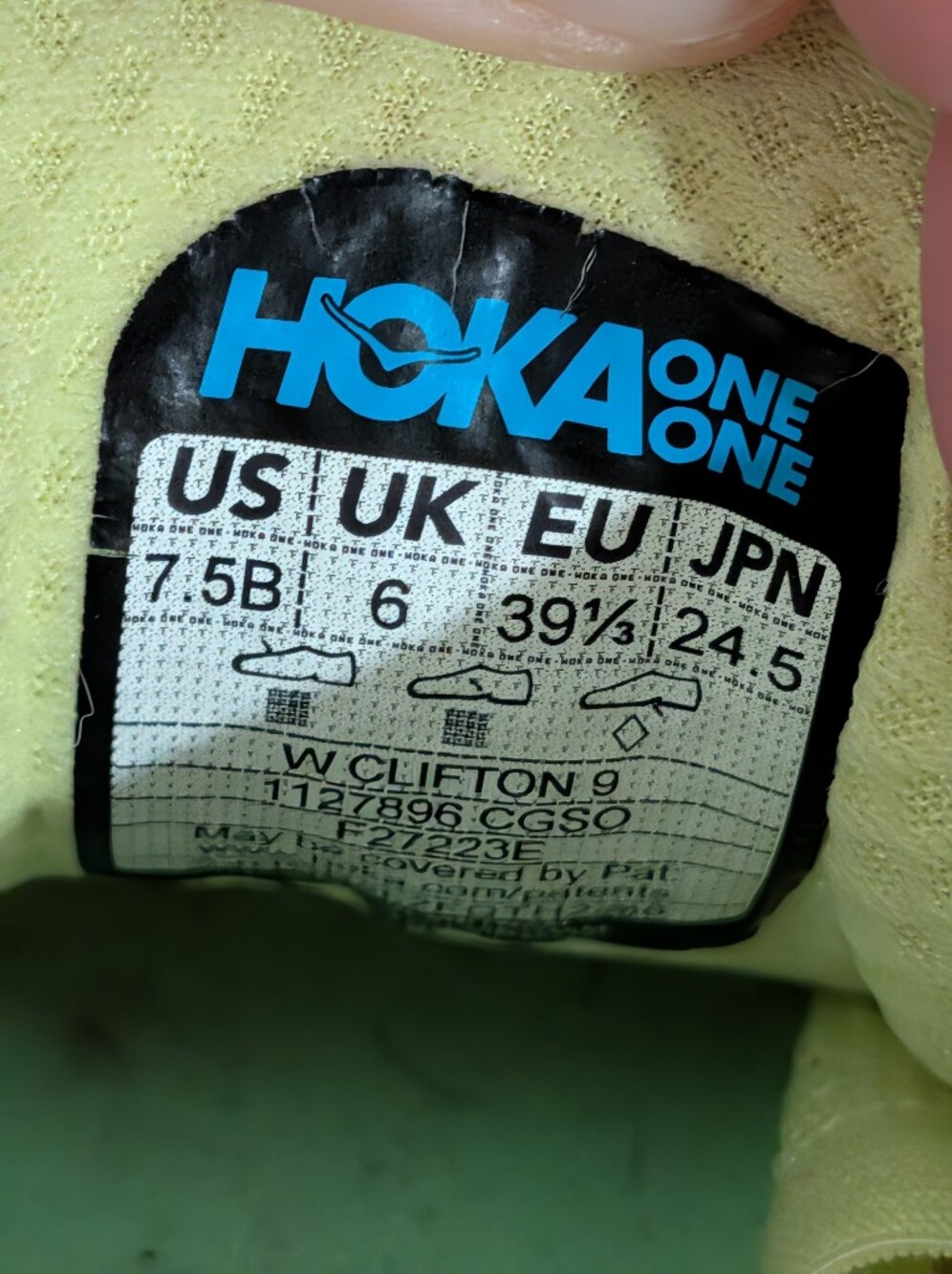 HOKA Clifton 9 Size 7.5B - Picture 11 of 12
